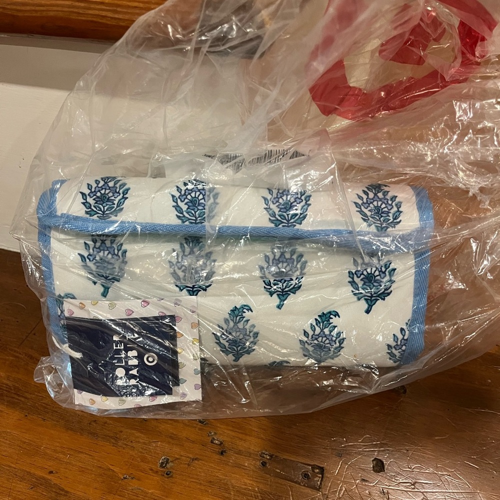 Bouquet Soft Roll Jewelry Case Blue - Roller Rabbit × Target, NWT - Picture 5 of 6